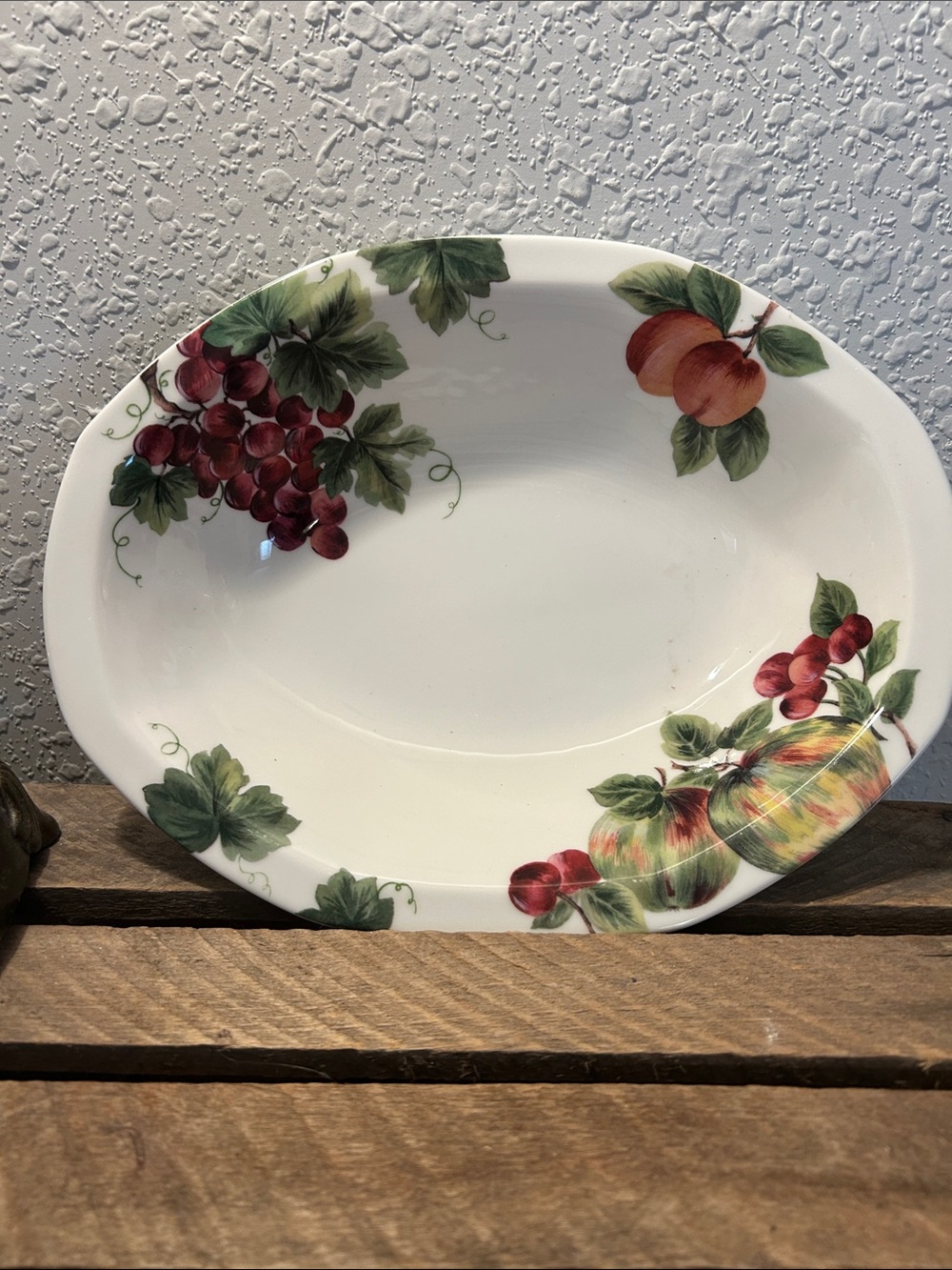 Royal Doulton White Ceramic Serving Platter with Red Grapes and Green Leaves